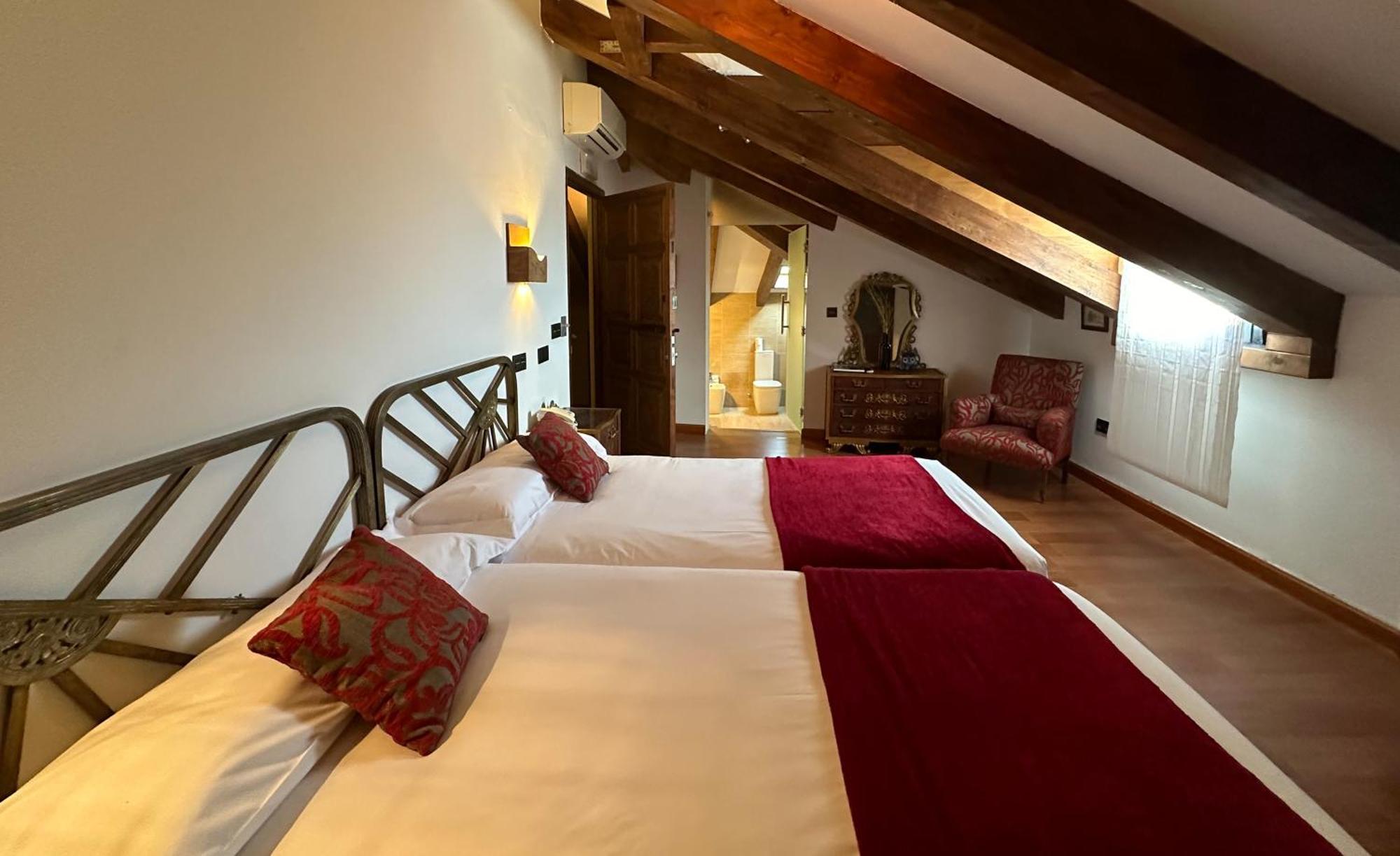Concejo Hospederia Otel Valoria la Buena Dış mekan fotoğraf