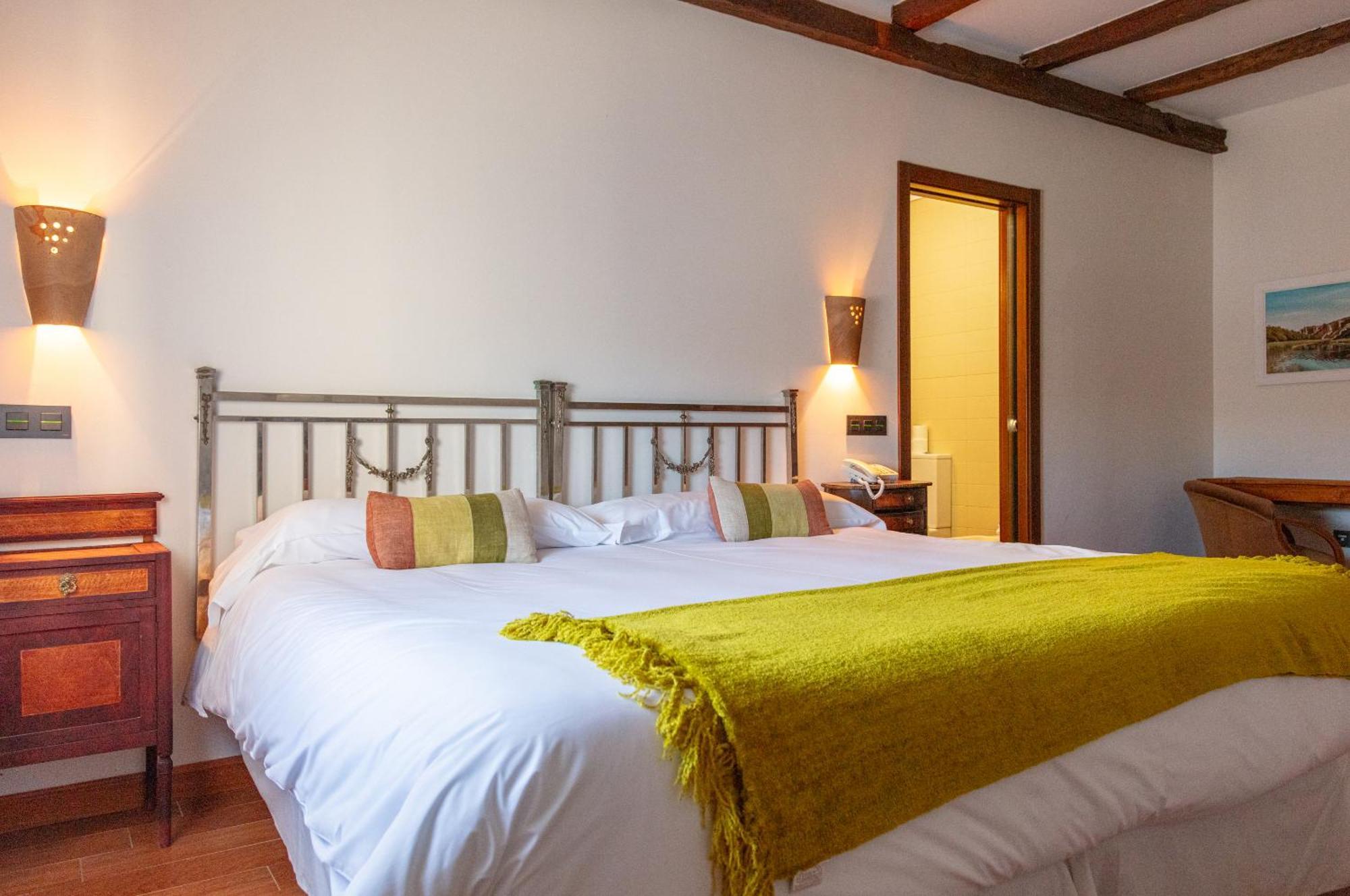 Concejo Hospederia Otel Valoria la Buena Dış mekan fotoğraf